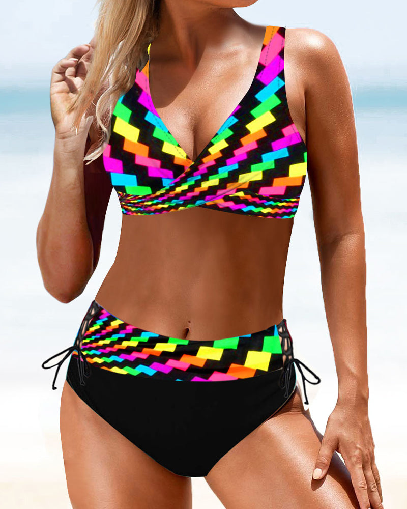 Katharina - Fröhlicher, bunter Bikini