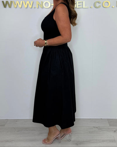 Isabella™ - Bequemes Maxikleid mit Smok-Detail