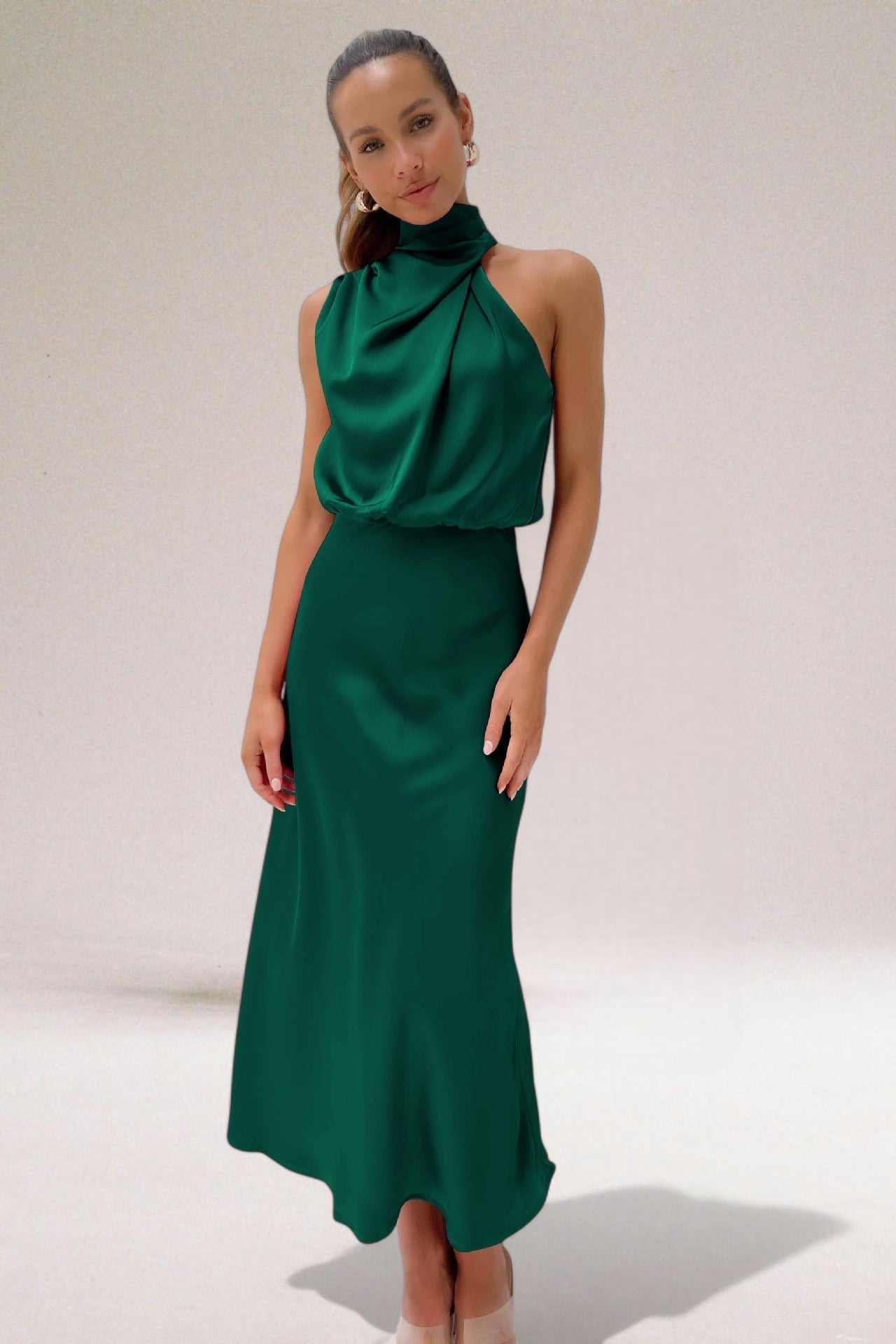Zora™ - Glamouröses Satinkleid mit Neckholder