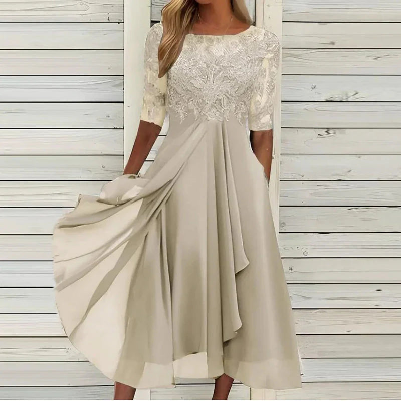 Erna™ - Spitzenkleid mit halblangen Ärmeln