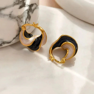Micara™ - Onyx Twist - Elegante Ohrschmuck für stilvolle Akzente