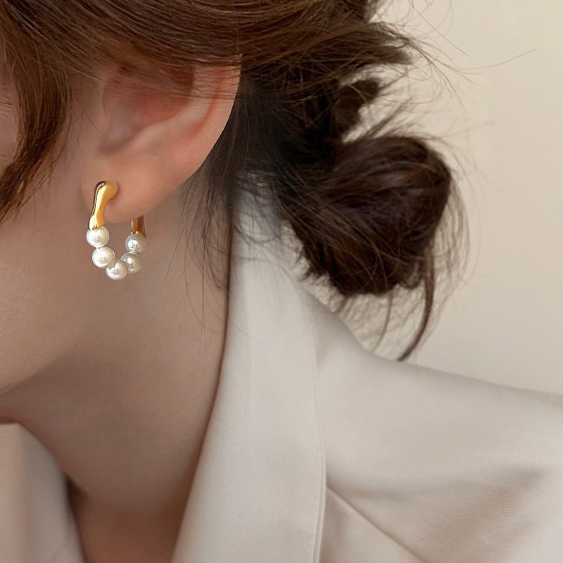 Micara™ - Elegante Pearl Curve Ohrringe für einen stilvollen Look
