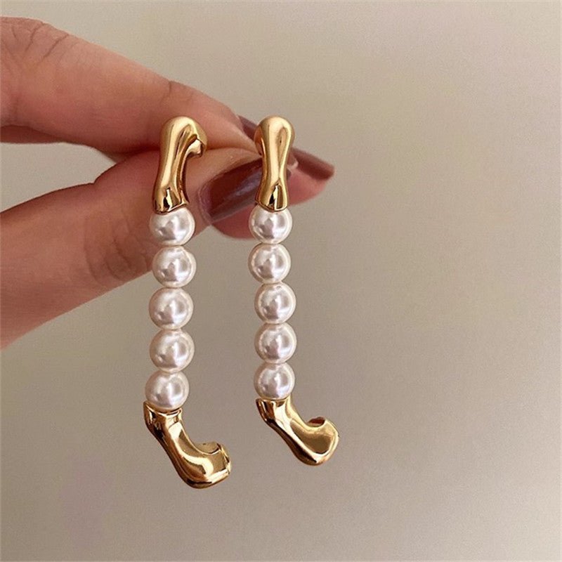 Micara™ - Elegante Pearl Curve Ohrringe für einen stilvollen Look