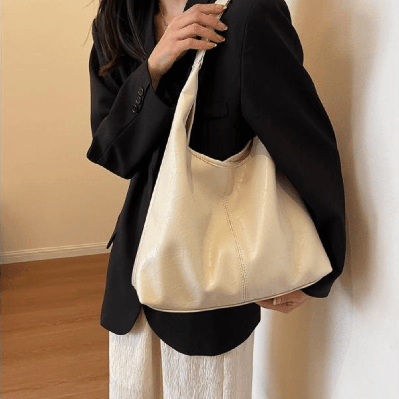 Ylona™ - Vintage Schultertasche – Stilvolle und zeitlose Tasche für elegante Auftritte