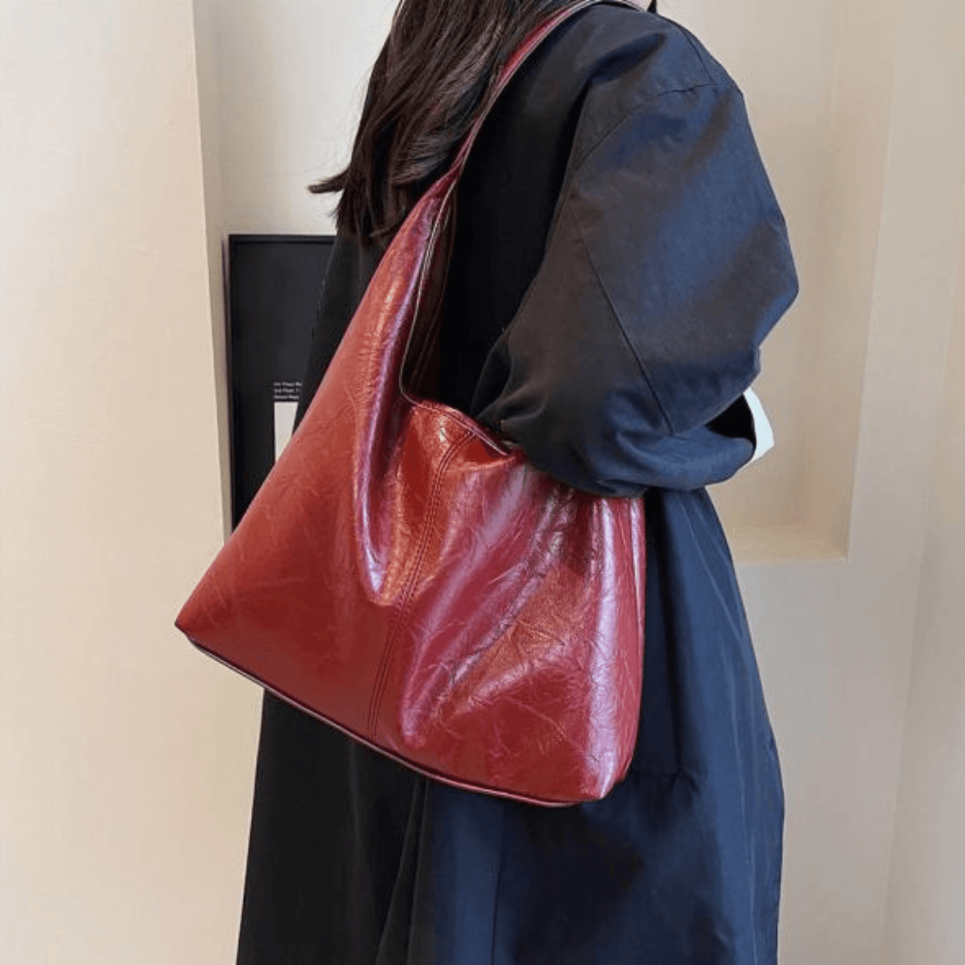 Ylona™ - Vintage Schultertasche – Stilvolle und zeitlose Tasche für elegante Auftritte